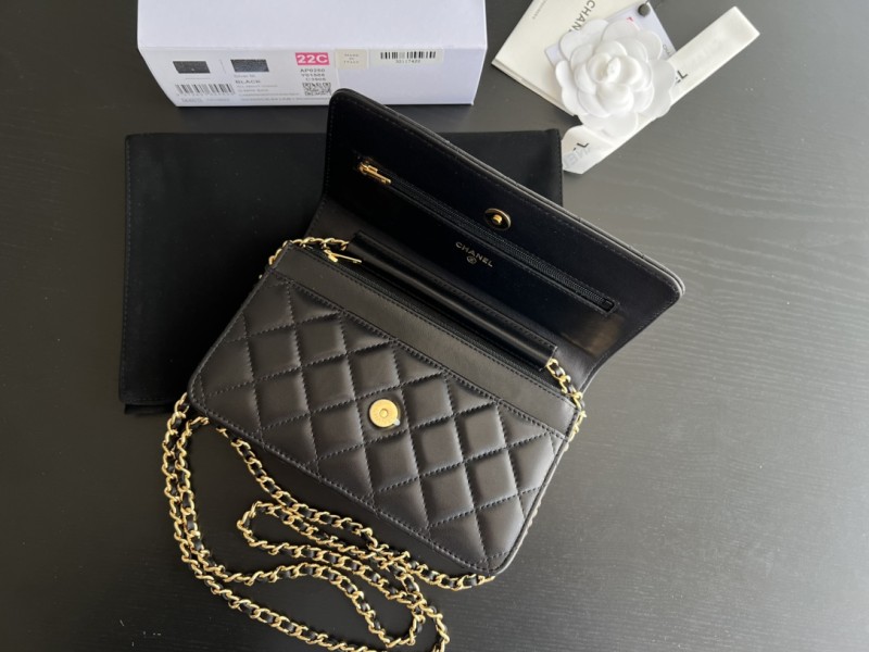 Handbag Chanel size 19 cm