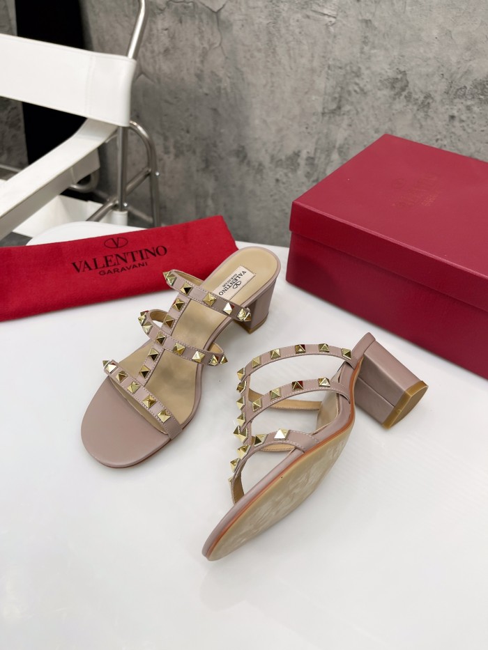 VALENTINO GARAVANI Rockstud WOMEN 5