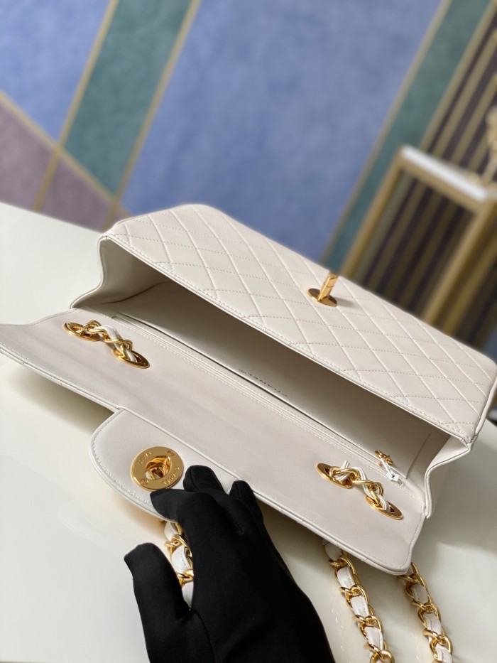 Handbag Chanel A88 size 30.21.8 cm