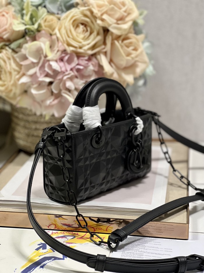 Handbag Dior 9032 size 16×5.5×10 cm