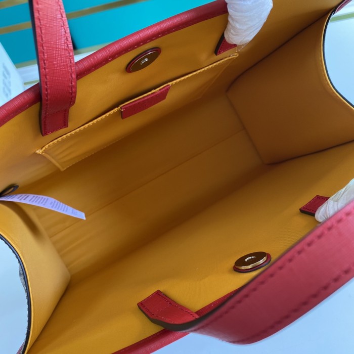 Handbag Gucci 605614 size 28*26.5*9 cm