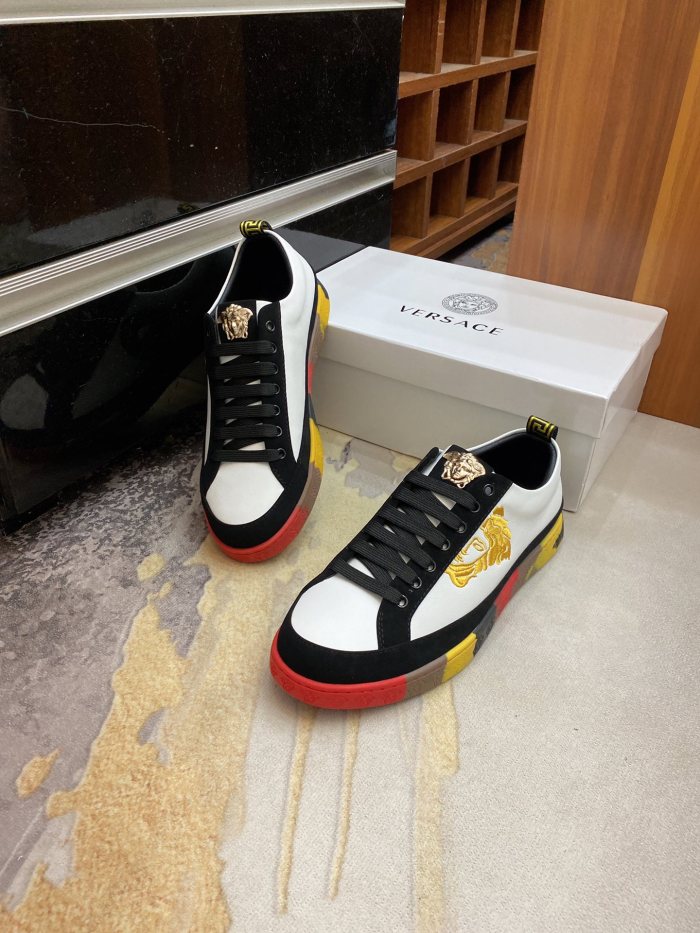 Versace Greca Sneaker 15