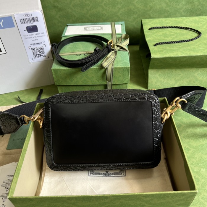 Handbag Gucci 710861 size 23.5x 16x 4.5 cm