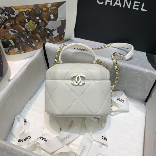 Handbag Chanel AS2630 size 16.5 15.5 11.5 cm