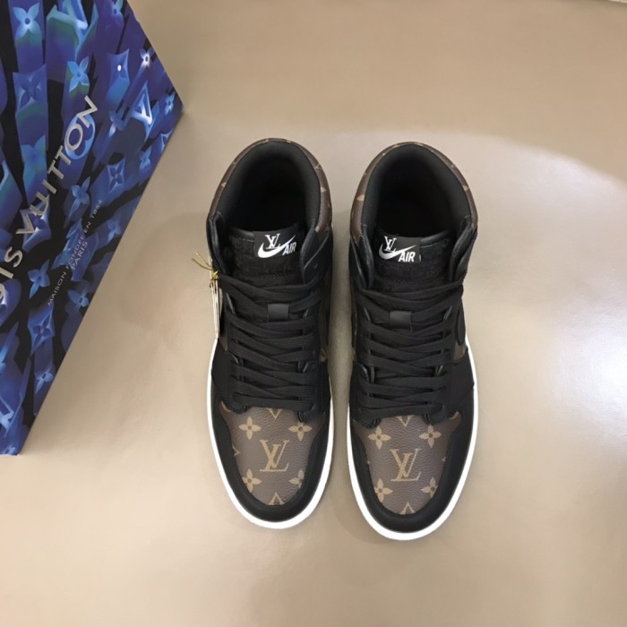 Louis Vuitton & Nike sneaker 12