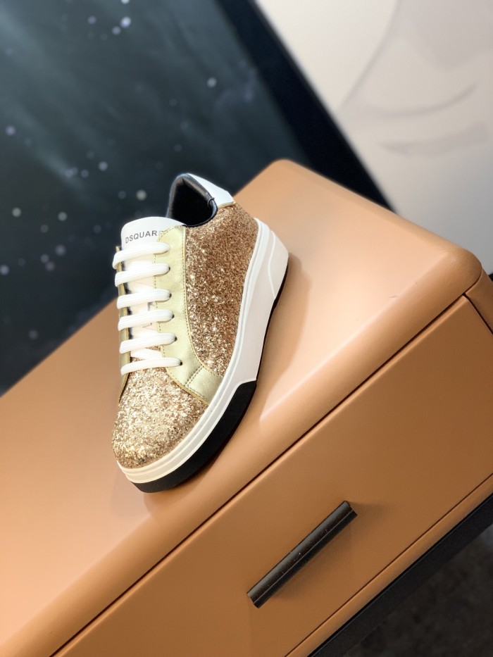 DSQUARED2 sneaker 18