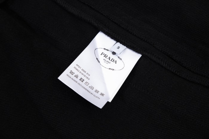 Clothes Prada 6