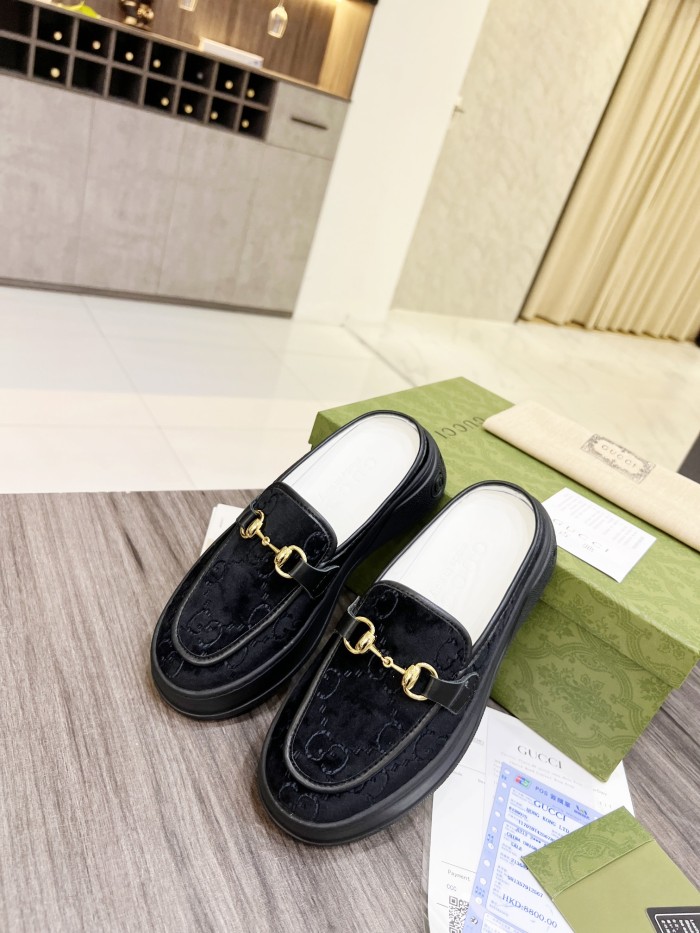 Gucci Women's WOMEN 6