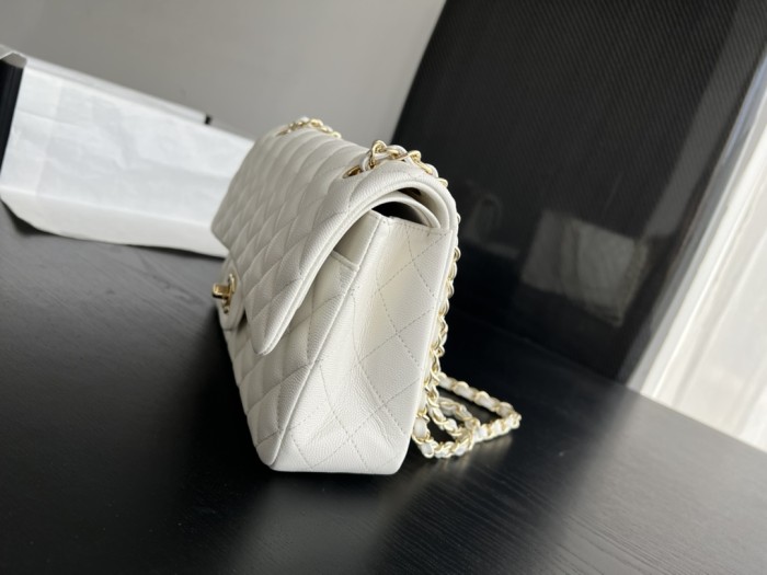 Handbag Chanel size 25 cm