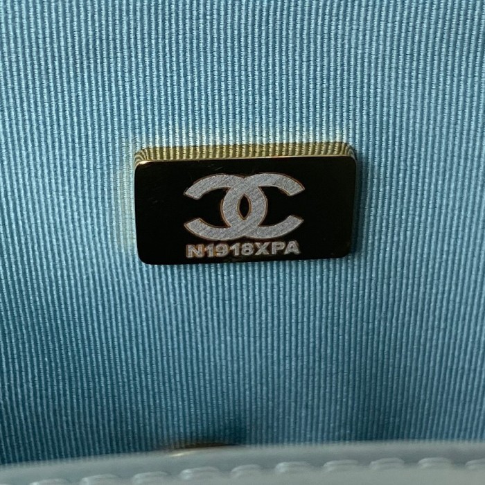 Handbag Chanel AS3737 size 14.5*19*6.5 cm