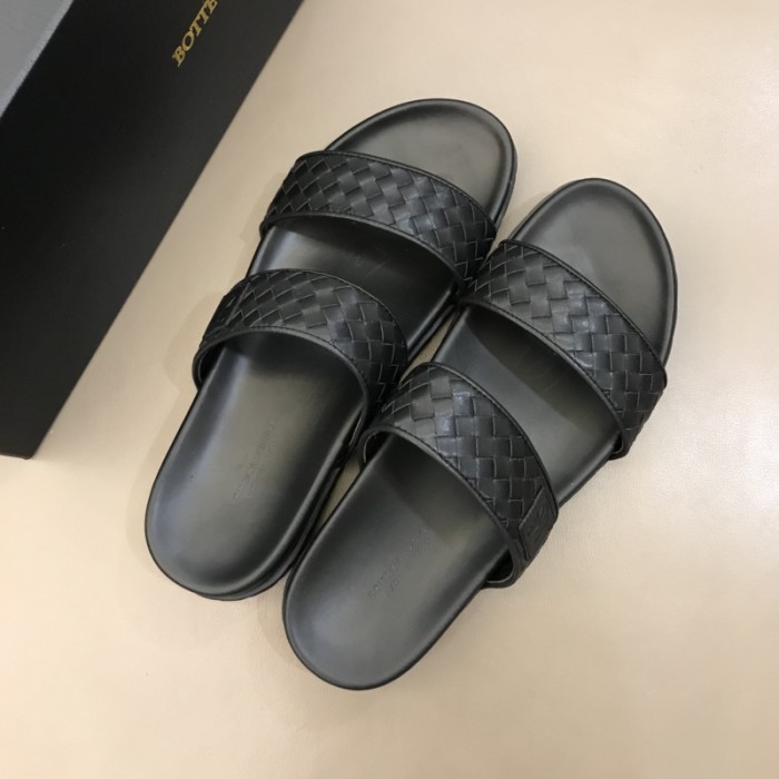 Bottega Veneta Slides 2