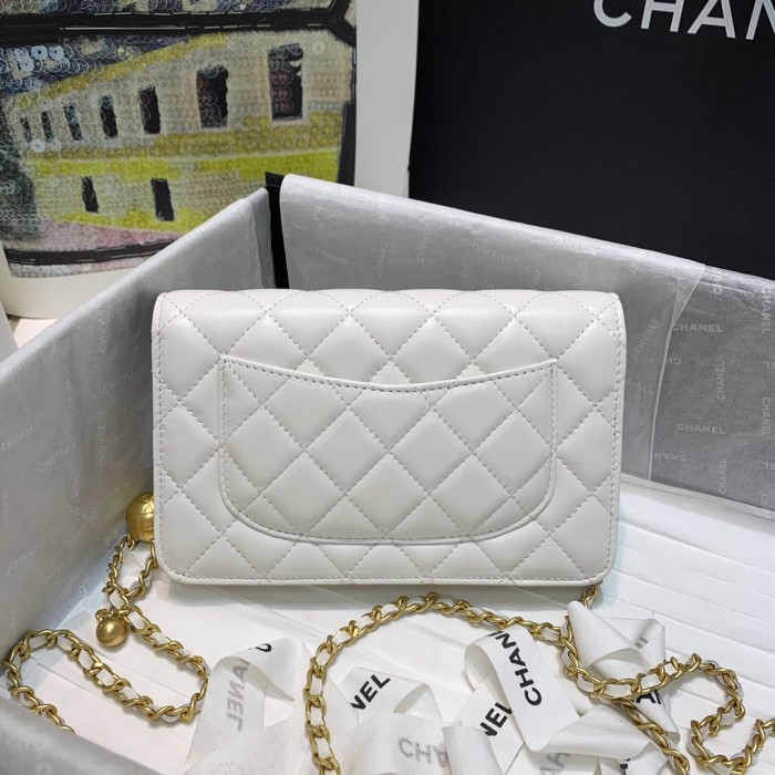 Handbag Chanel 81133 size 19 cm