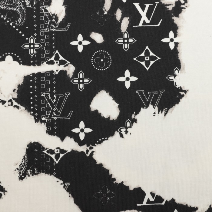 Clothes Louis Vuitton 375