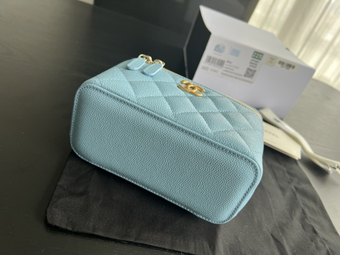 Handbag Chanel AP2805 size 17cmx9.5cmx8 cm