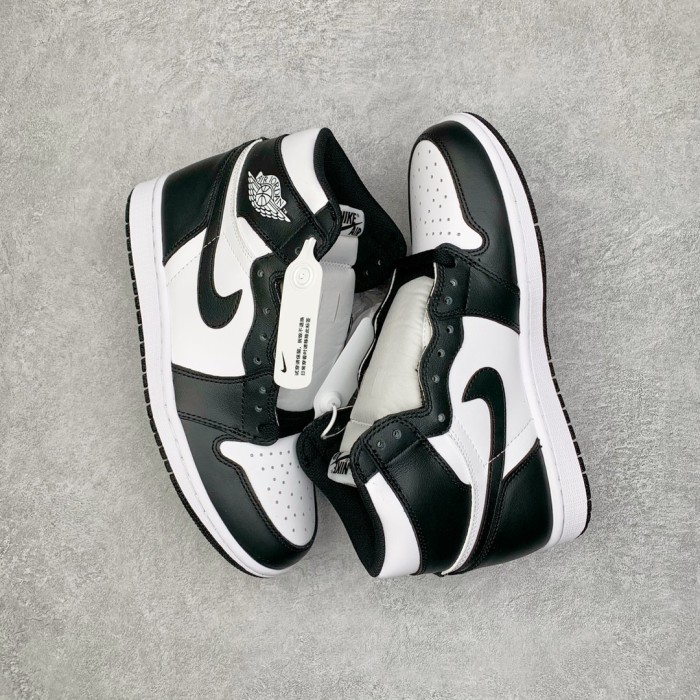 Jordan 1 Retro Black White