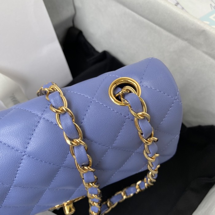 Handbag Chanel size 20 cm