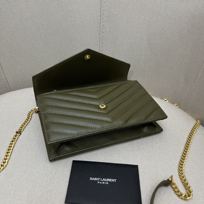 Handbags SAINT LAURENT 339395 size 19x11.5x4 cm