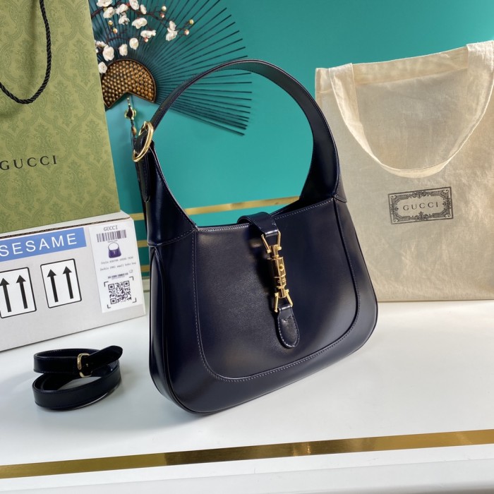 Handbag Gucci 636709 size 27.5*19*4.5 cm