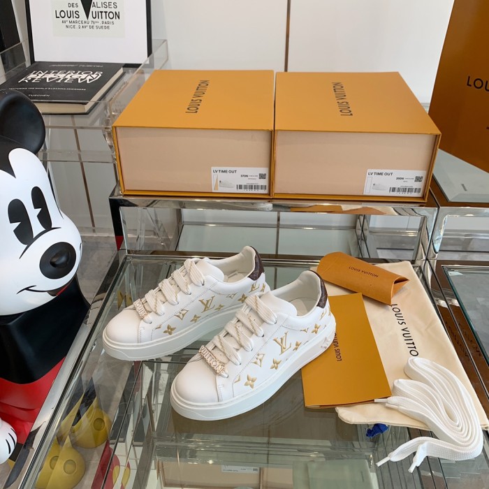 Louis Vuitton TIME OUT TRAINERS SNEAKER 10