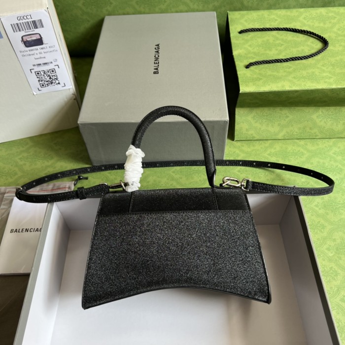 Handbag Gucci 593546 size 23*15*10 cm