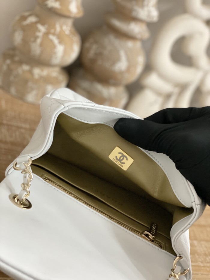 Handbag Chanel size 18*7*13 cm