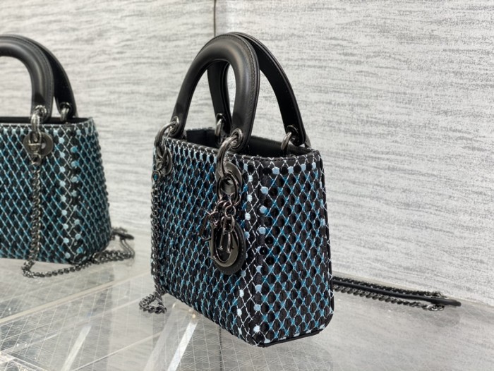 Handbag Dior size 17 cm