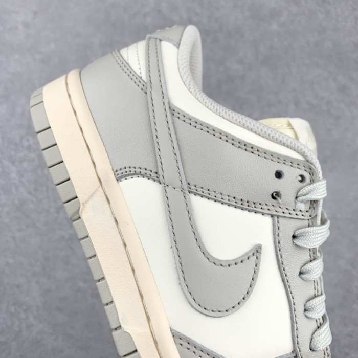 Nike Dunk Low Sail Light Bone (W)