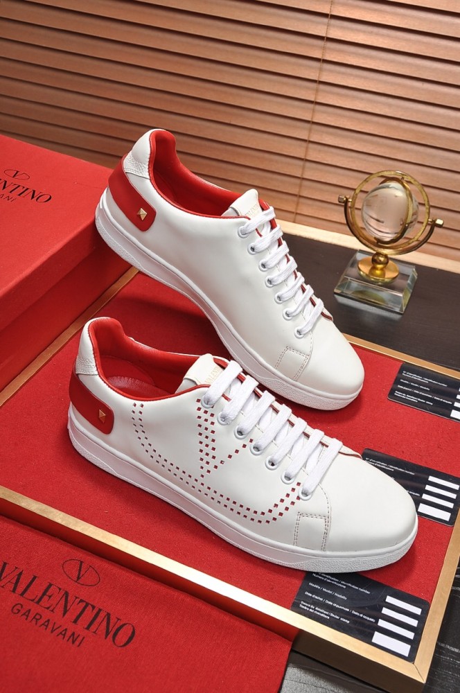 Valentino Garavani Backnet VLOGO low-top sneakers 3