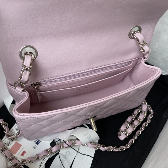 Handbag Chanel size 20 cm