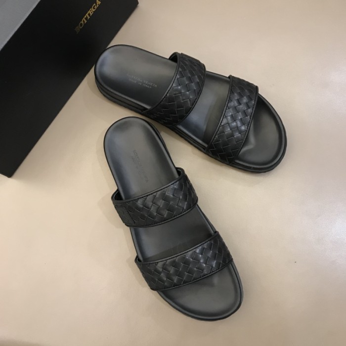 Bottega Veneta Slides 2