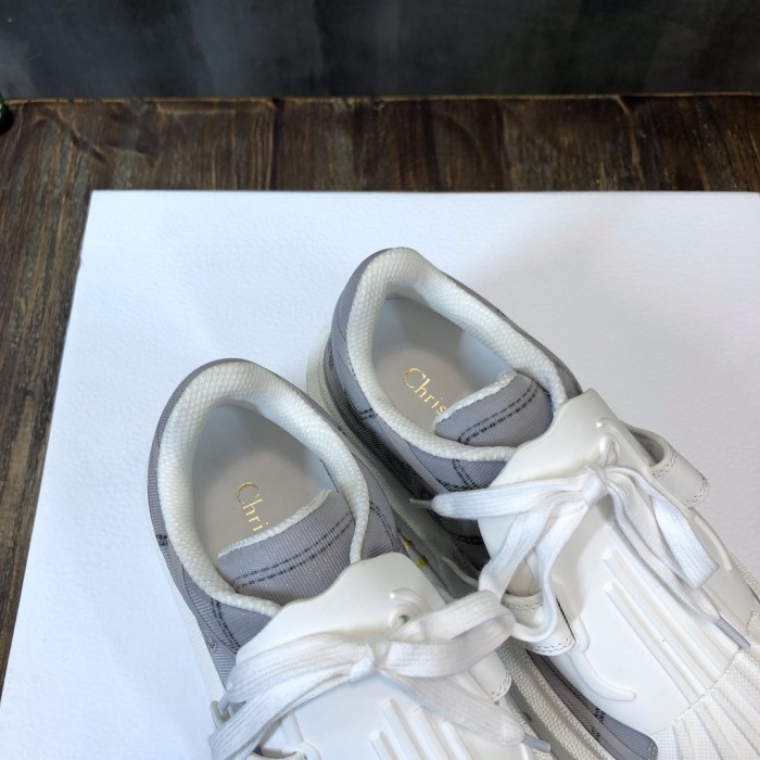 Dior DIOR-ID Sneaker 15