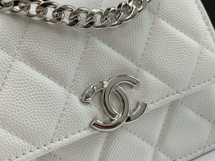 Handbag Chanel size 13*9.5*6* cm