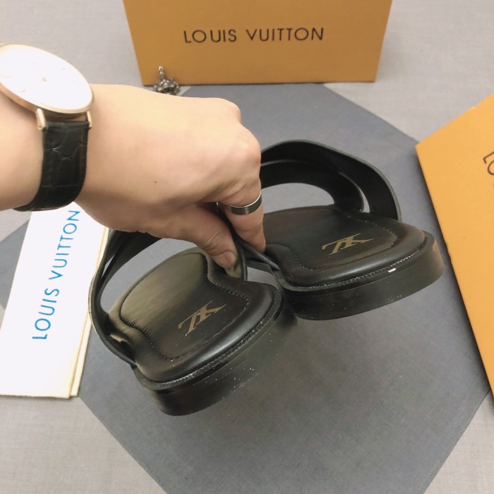 Louis Vuitton Slipper 23