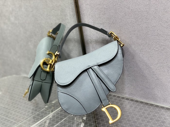 Handbag Dior size 19.5 cm