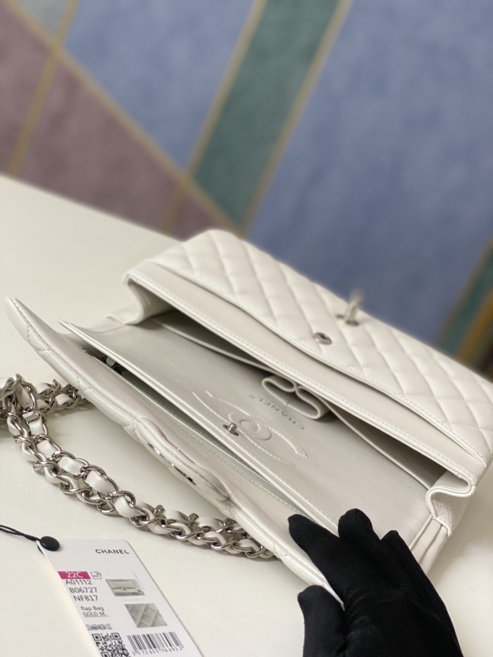 Handbag Chanel 112 size 25 cm