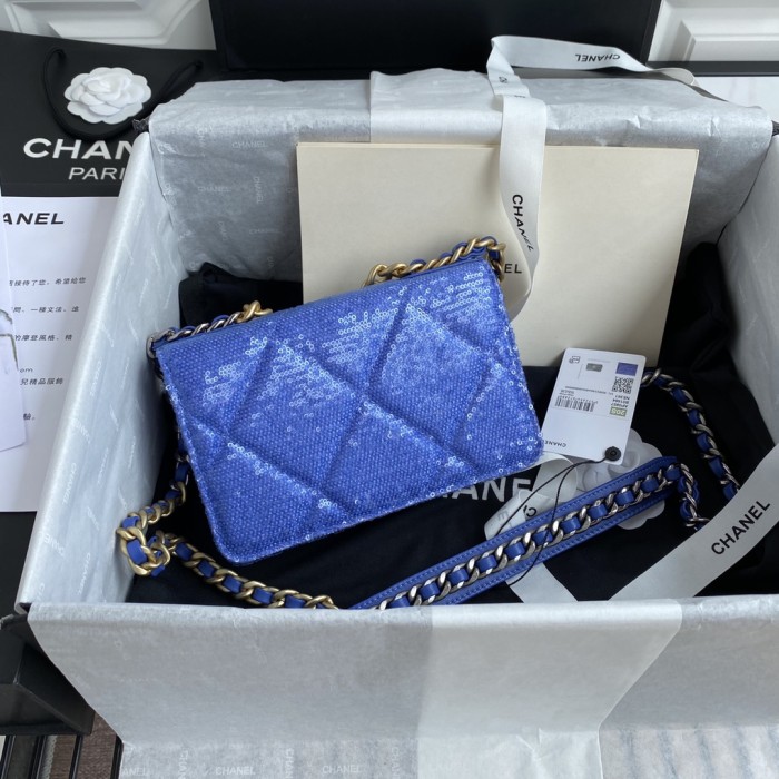 Handbag Chanel size 19 cm