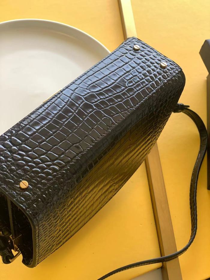 Handbags SAINT LAURENT 602716 size 20x12.5x5 cm