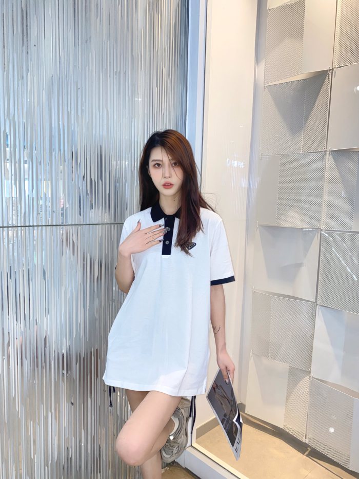 Clothes Prada 50
