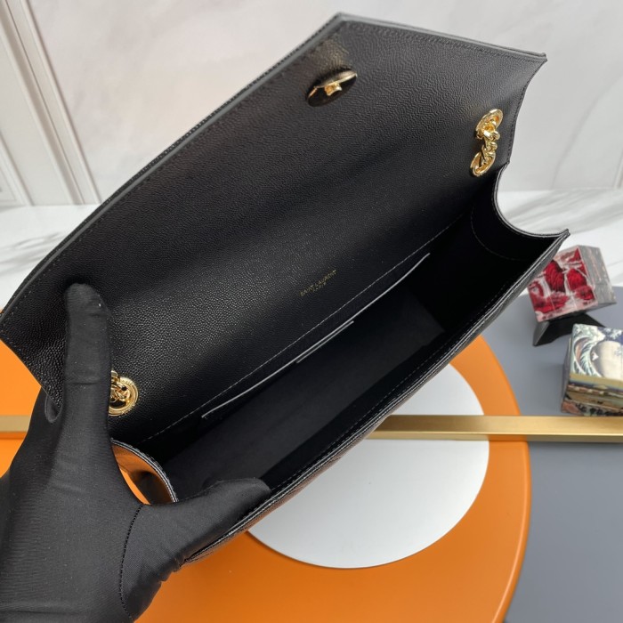 Handbags SAINT LAURENT 395827 size 31x22x7.5 cm