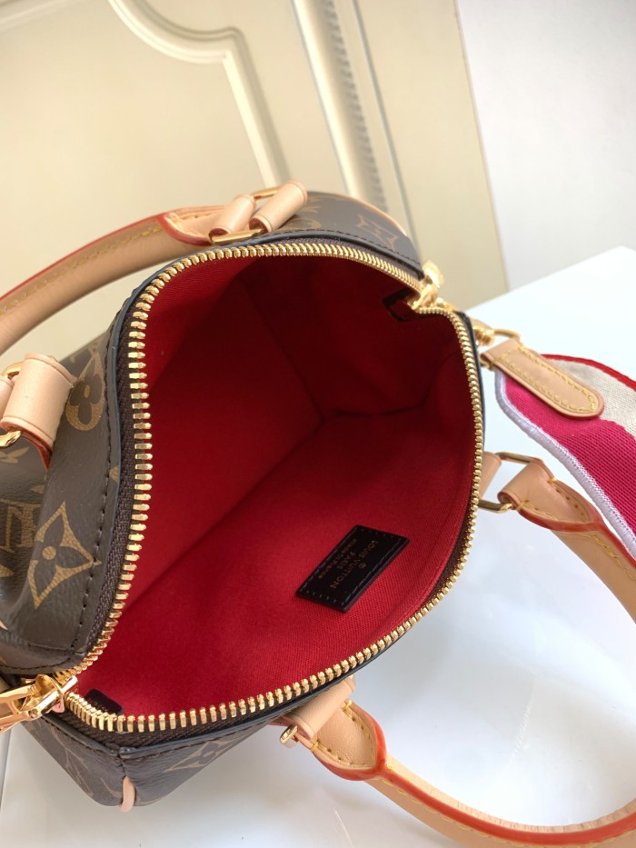 Handbag Louis Vuitton M41114 M45957 size 20x 13.5x 11.5cm