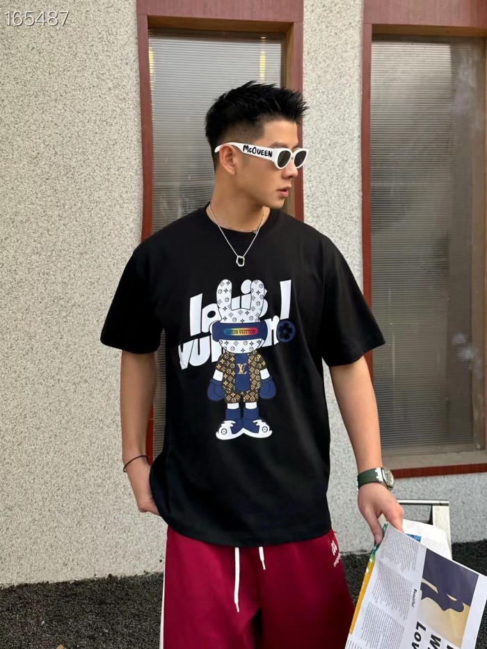 Clothes Louis Vuitton 23