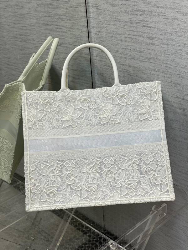 Handbag Dior size 42*18*35 cm