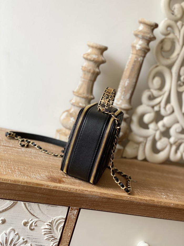 Handbag Chanel AP3222 size 19*13.5*7 cm