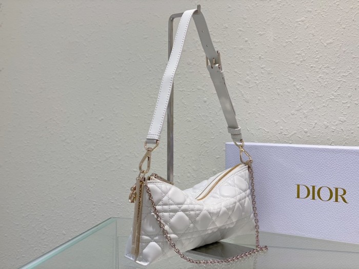 Handbag Dior 9273 size 27 x 12 x 5 cm