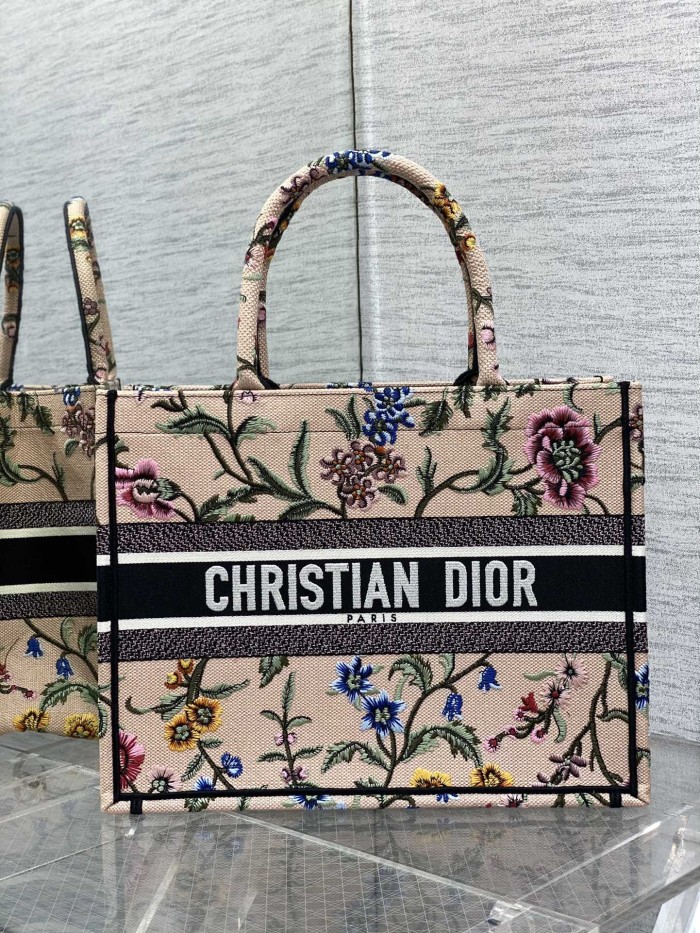 Handbag Dior size 36*18*28 cm