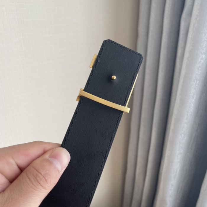 Louis Vuitton Belt 7 (width 4cm)