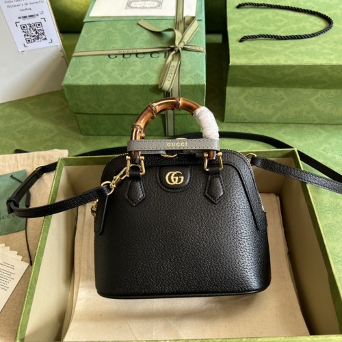 Handbag Gucci 715775 size 20*16*8.5 cm
