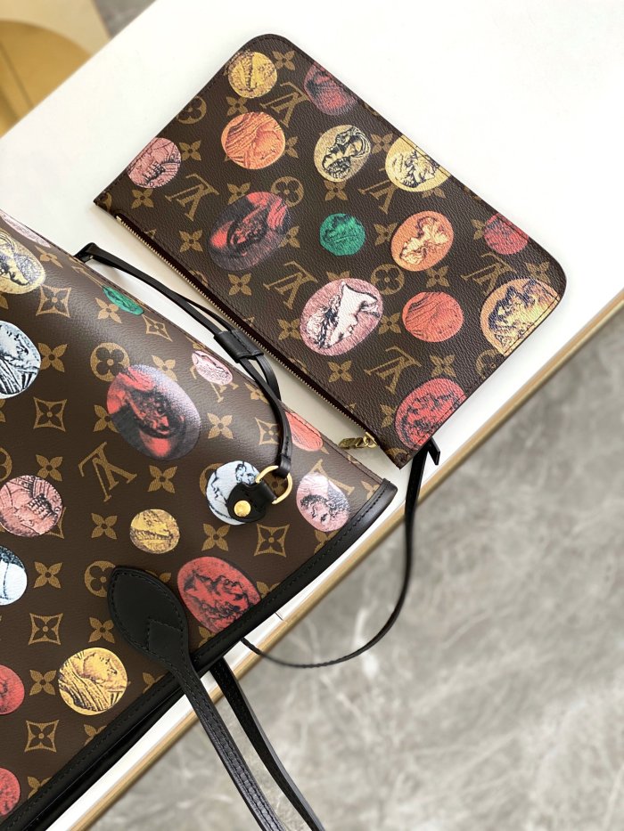 Handbag Louis Vuitton M45923 size 31.0 x 28.0 x 14.0 cm