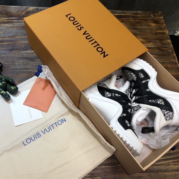 Louis Vuitton Archlight 21