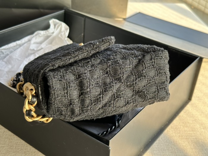 Handbag Chanel AS1161 size 30 CM